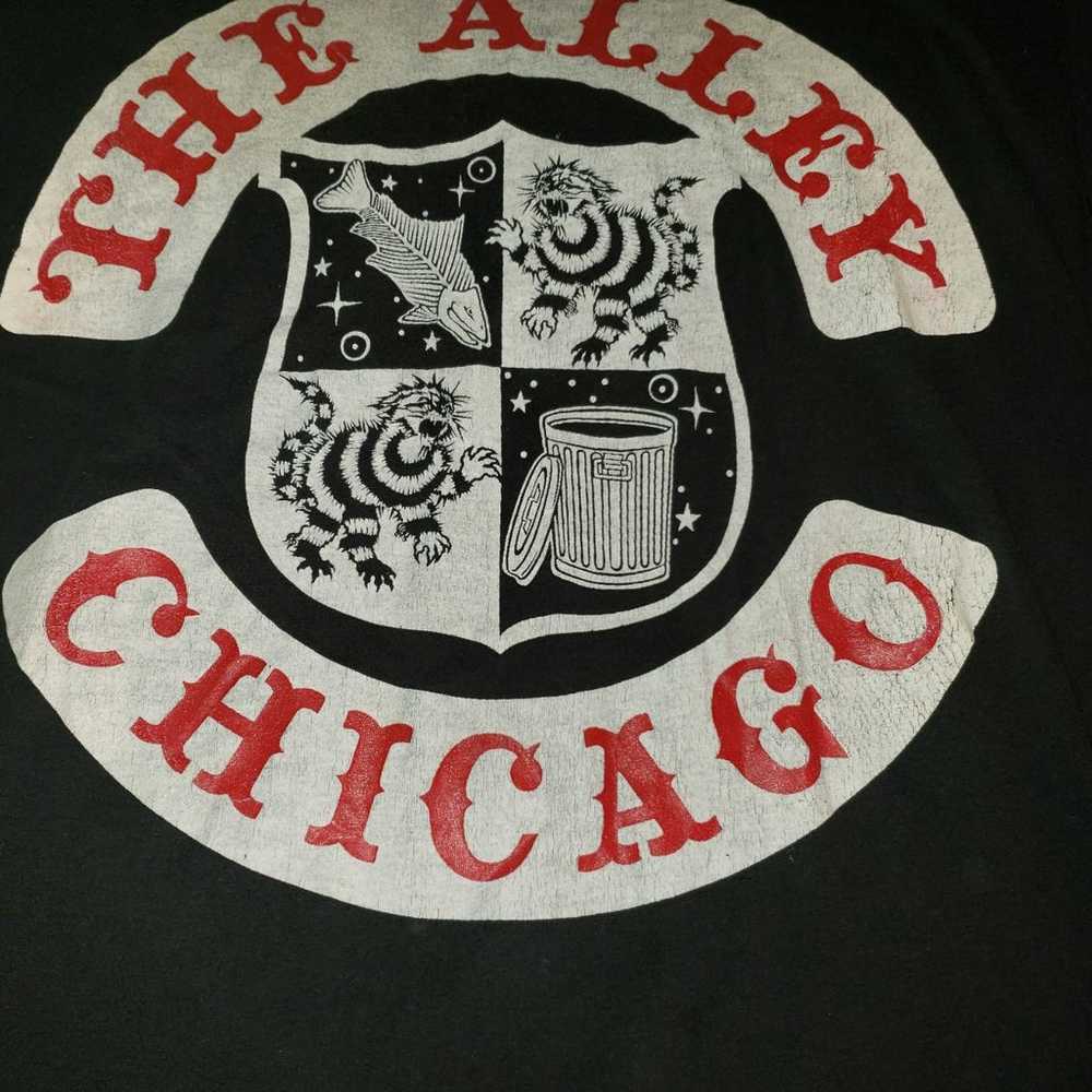 The Alley Chicago Vintage Tshirt Lrg - image 3
