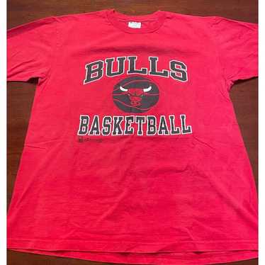 Vintage 90s Champion Brand Chicago Bulls T-Shirt - image 1