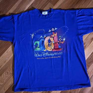 Vintage Disney Walt Disney Wolrd Shirt