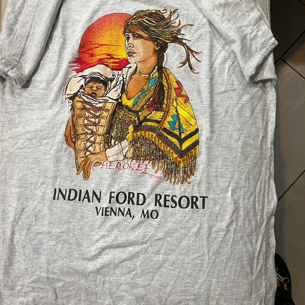 Vintage 90’s American native American Indian T-sh… - image 1