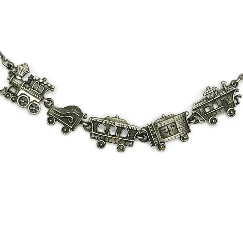 JJ Jonette Jewelry Vintage Pewter Train Necklace - image 3