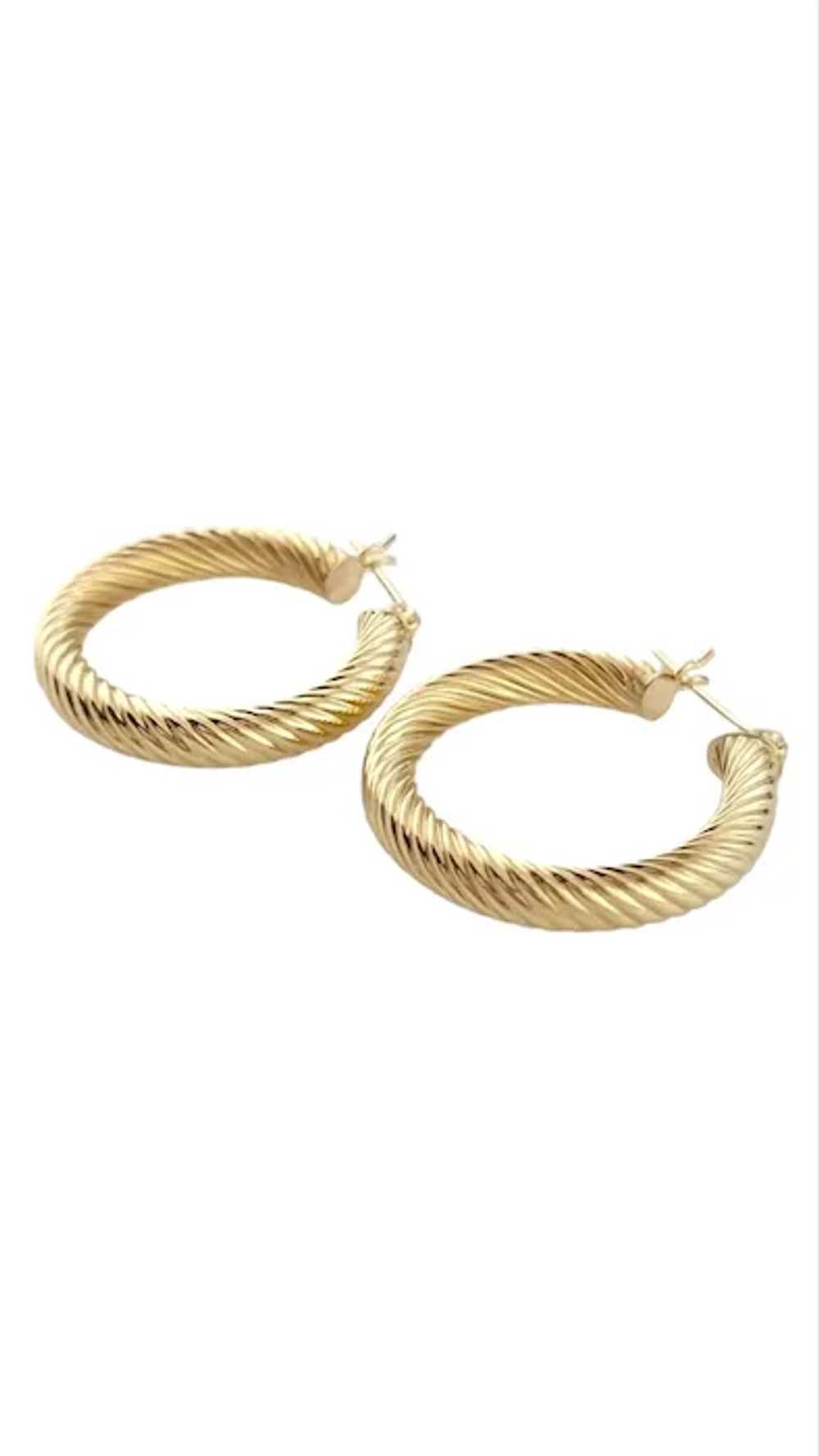 14K Yellow Gold Cable Hoop Earrings #15904 - image 2