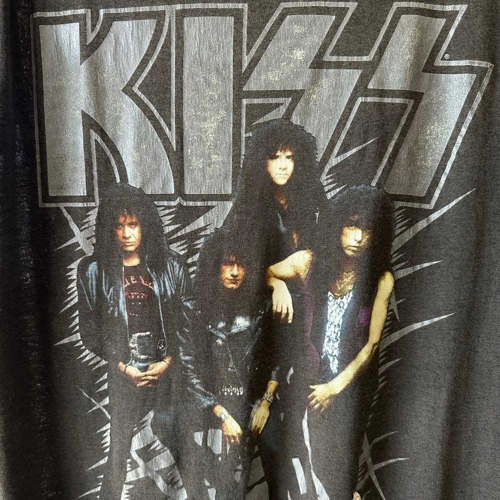 RARE Vintage Kiss 1990 Hot in the Shade Tour Shirt - image 4