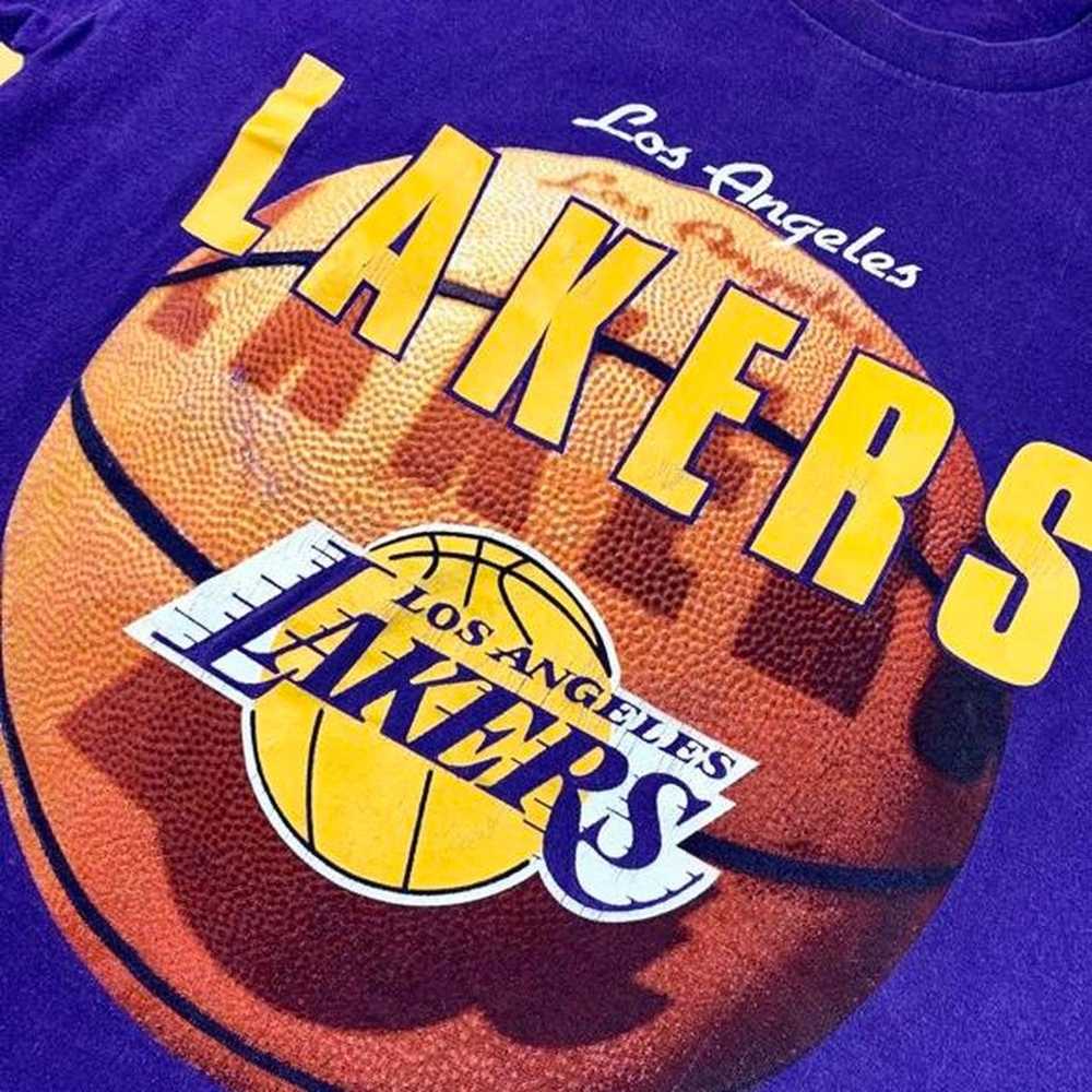 90s Los Angeles Lakers t-shirt - image 2