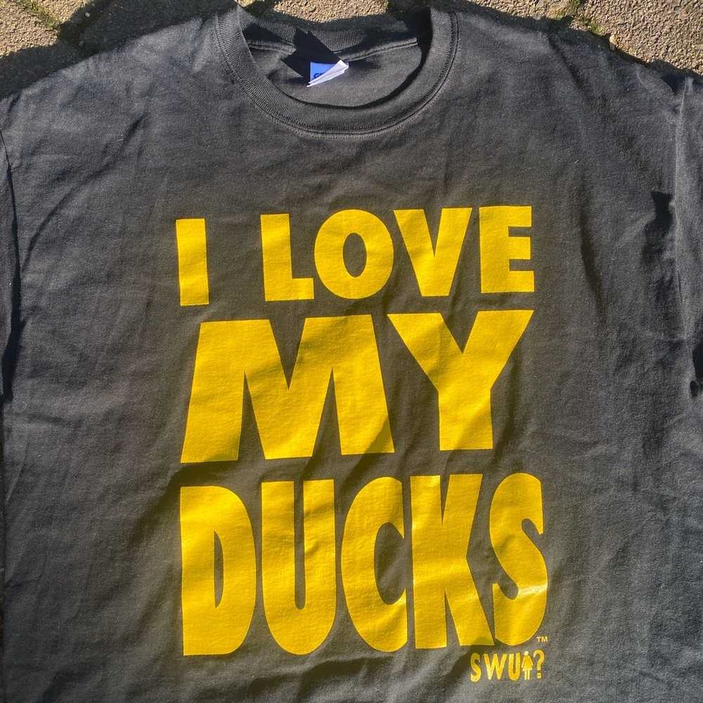Vintage University of Oregon Ducks T-Shirt. - image 2