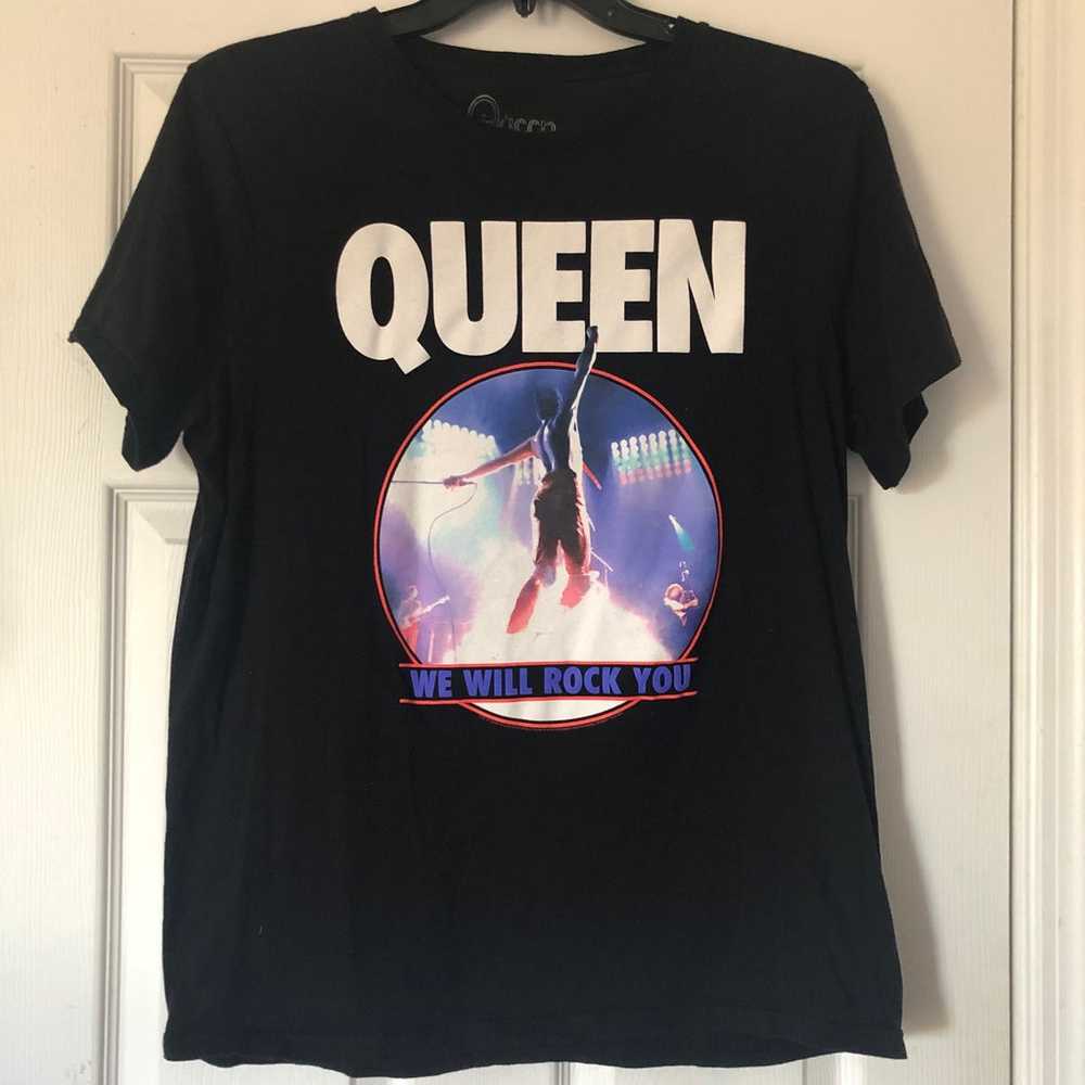 Queen T-shirt - image 1