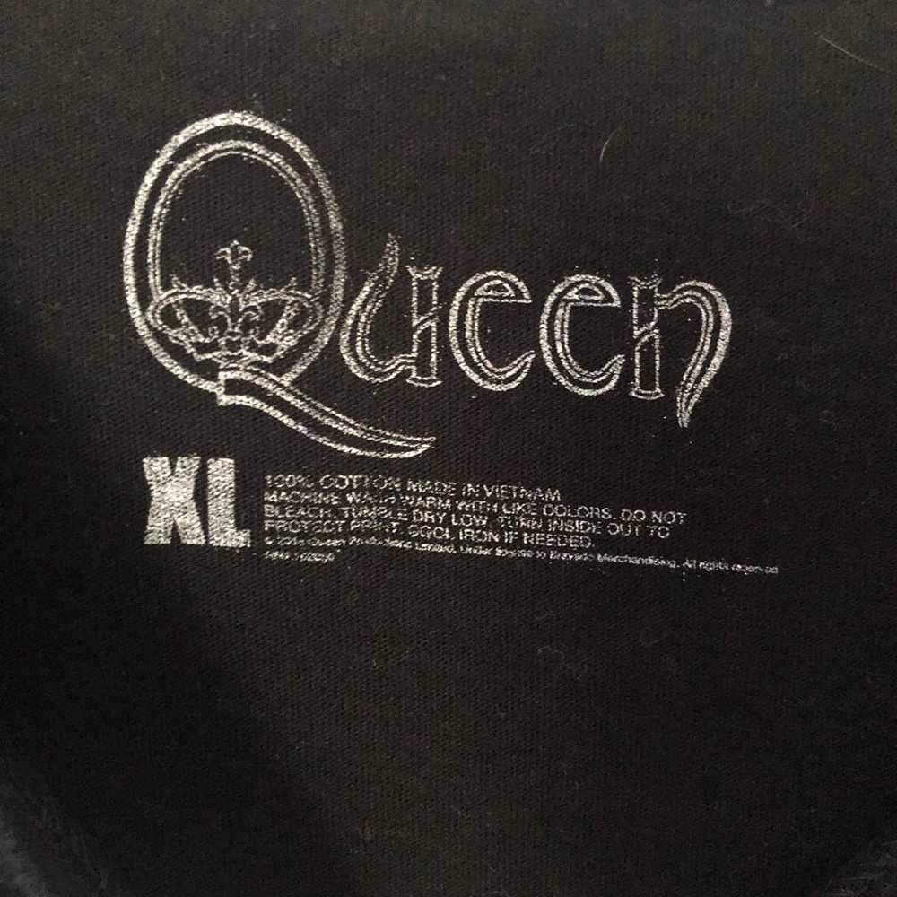 Queen T-shirt - image 3