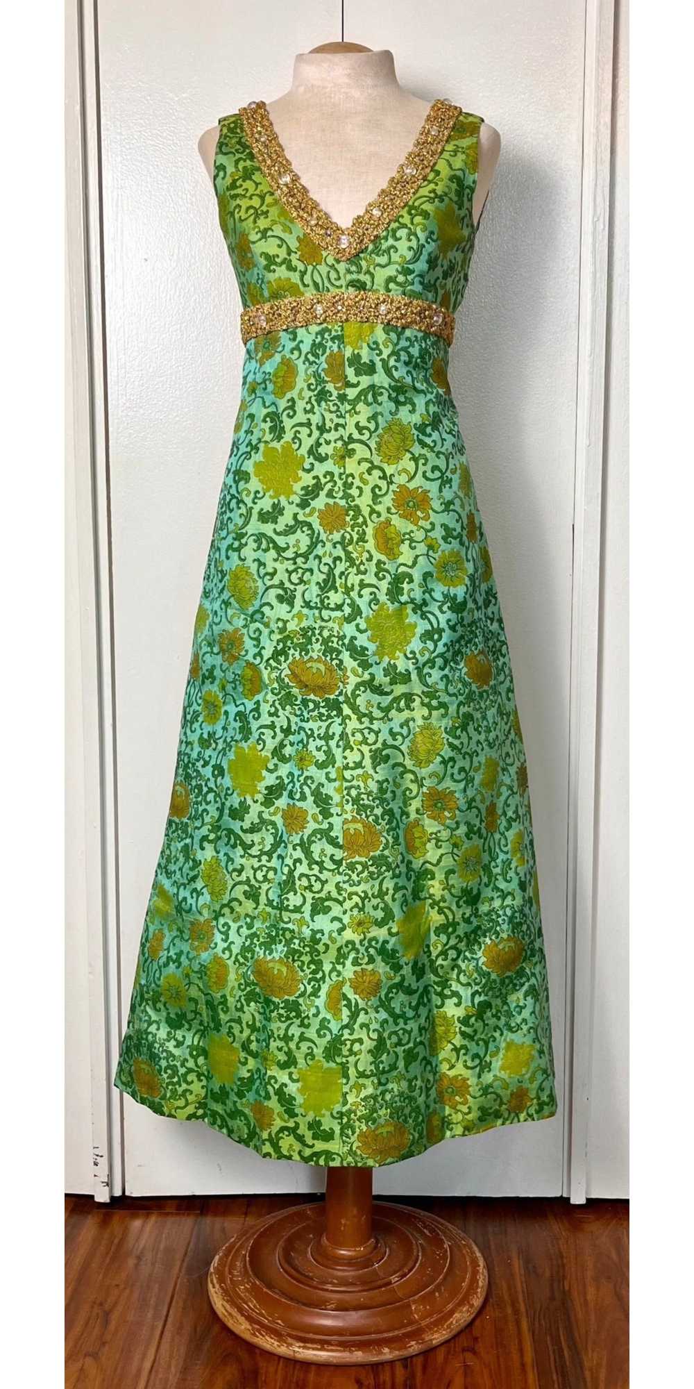 Vintage 1960's Ivy & Floral Jade-Green Brocade-Li… - image 1