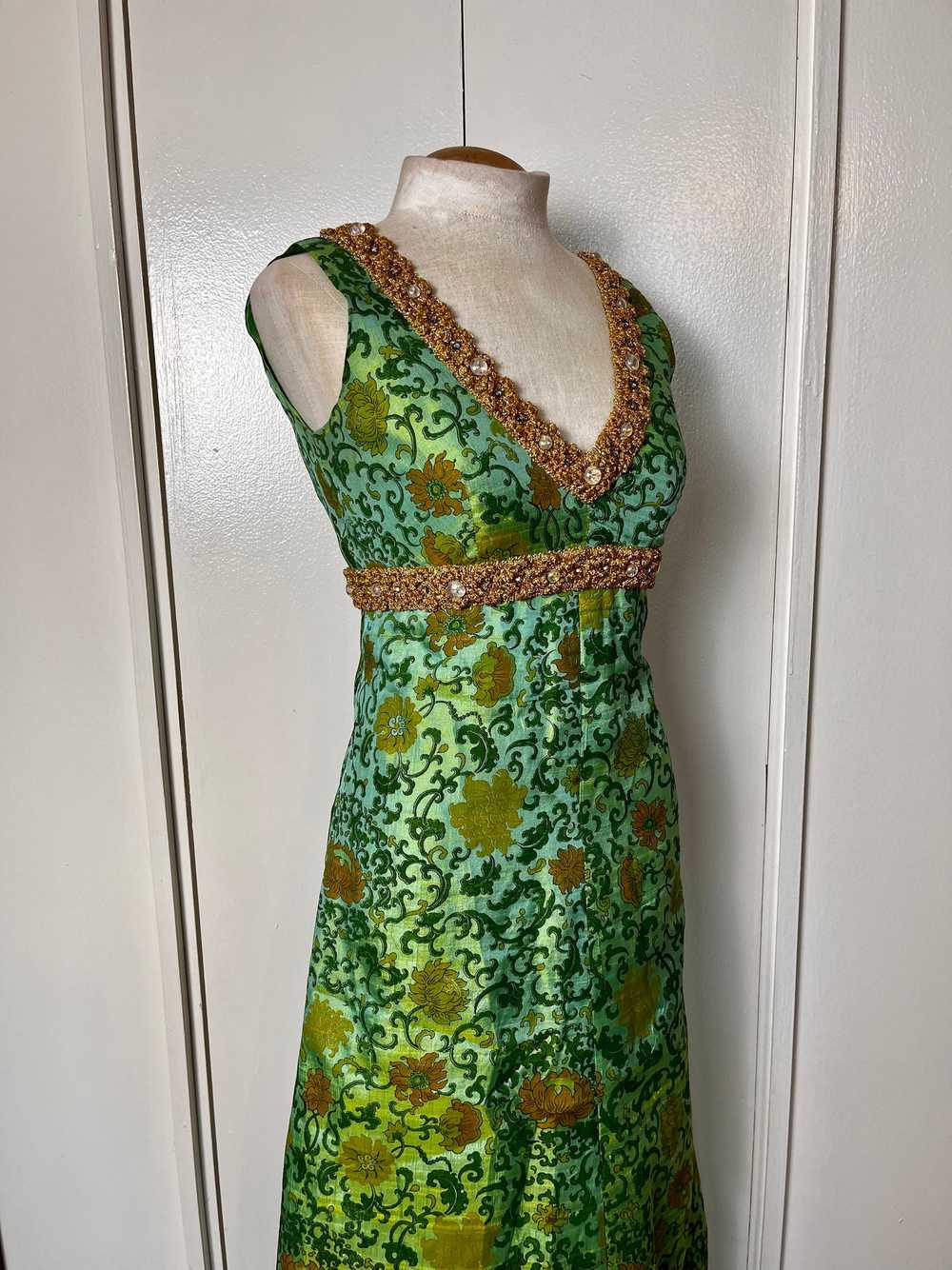 Vintage 1960's Ivy & Floral Jade-Green Brocade-Li… - image 5