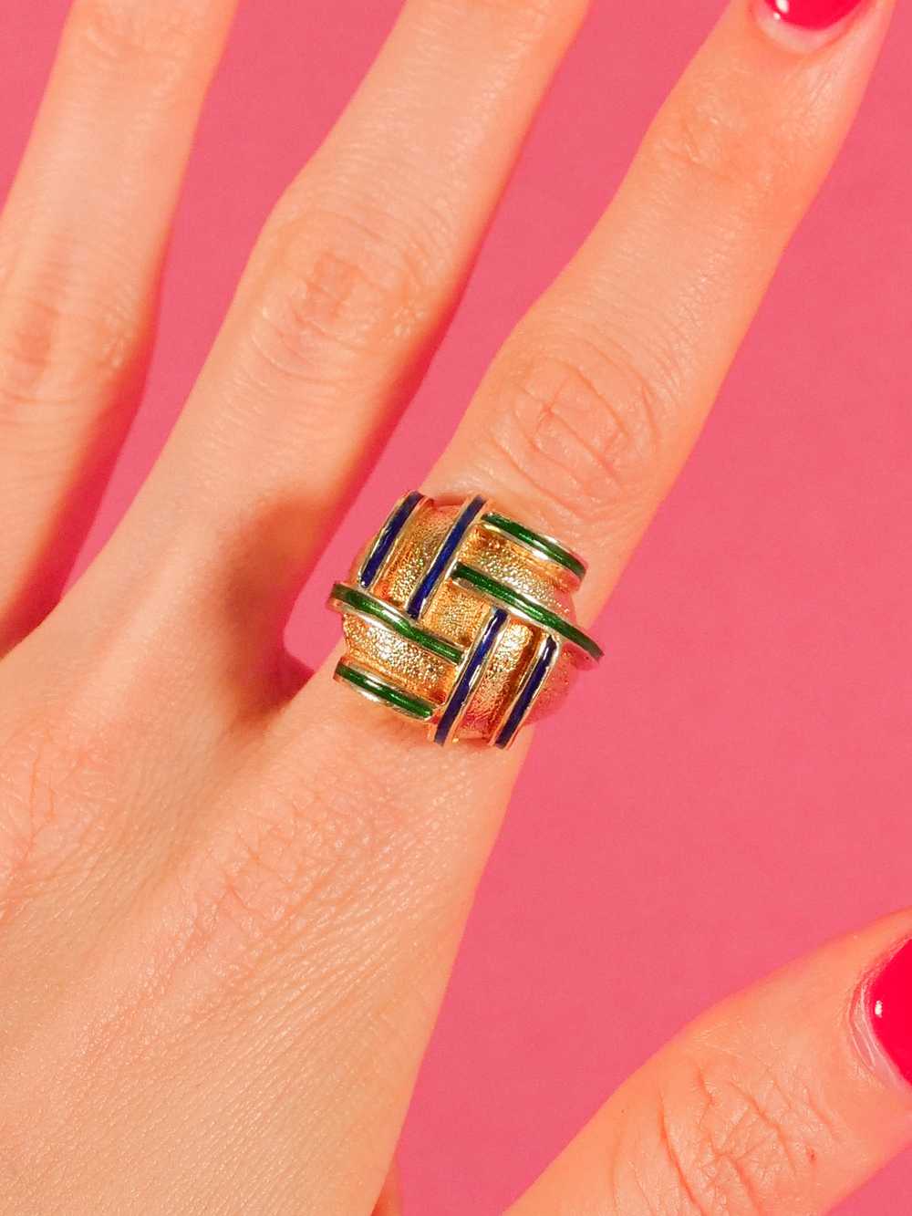 18k Enamel Basketweave Dome Ring - image 1