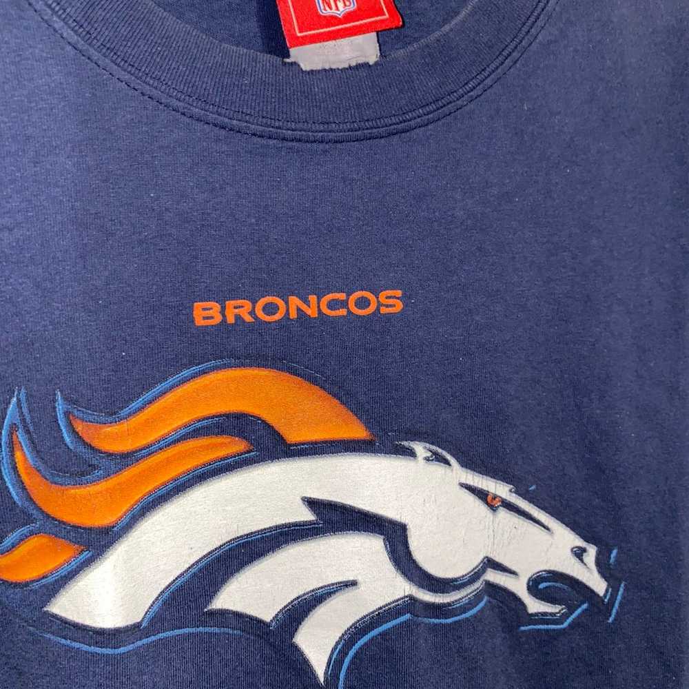 Vintage Broncos NFL T-Shirt - image 2