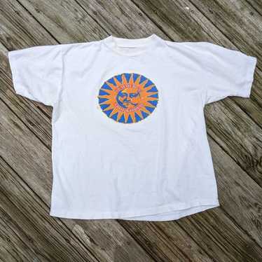 Vintage 90's TropWorld Casino Sun Graphic T-shirt - image 1