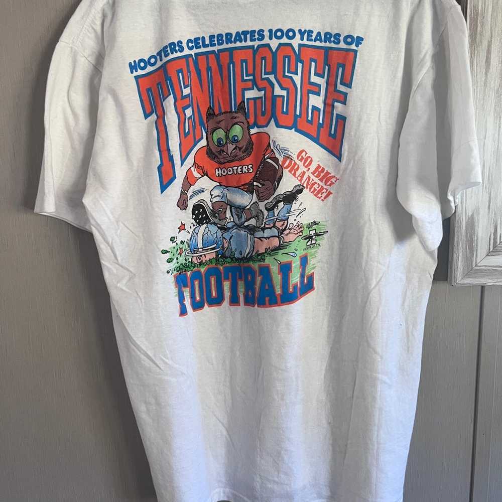 hooters Tennessee football t shirt - image 6