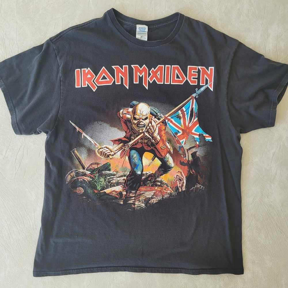 VINTAGE IRON MAIDEN EDDIE THE TROOPER Retro Flag Conc… - Gem