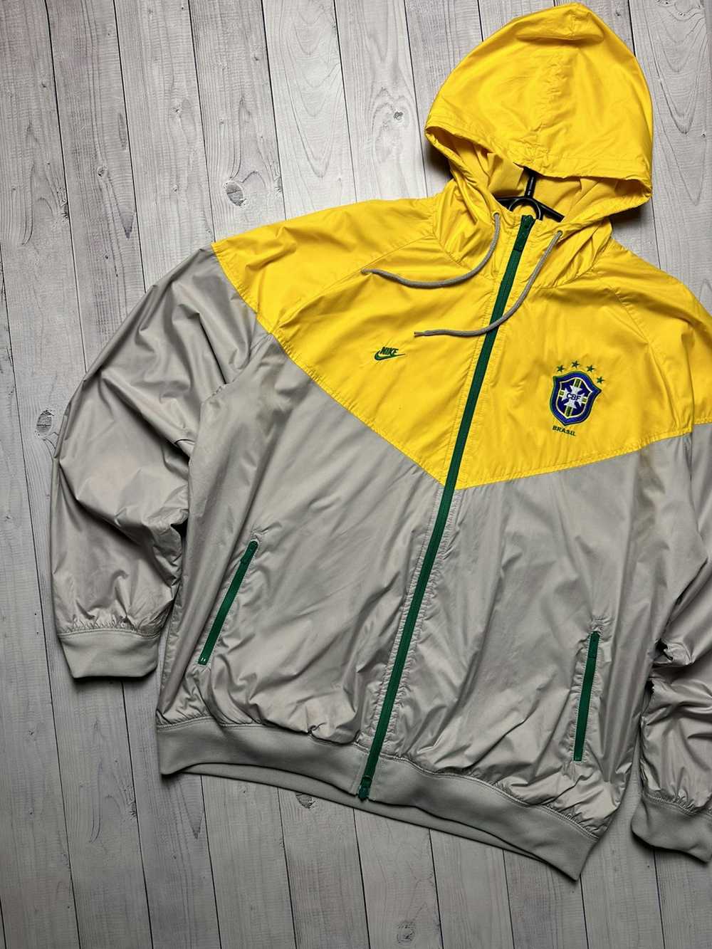 Nike × Soccer Jersey × Vintage Vintage Nike Brazi… - image 2