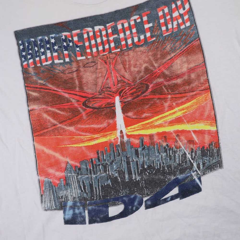 Vintage 90s ID4 Independence Day Graphic T Shirt - image 3