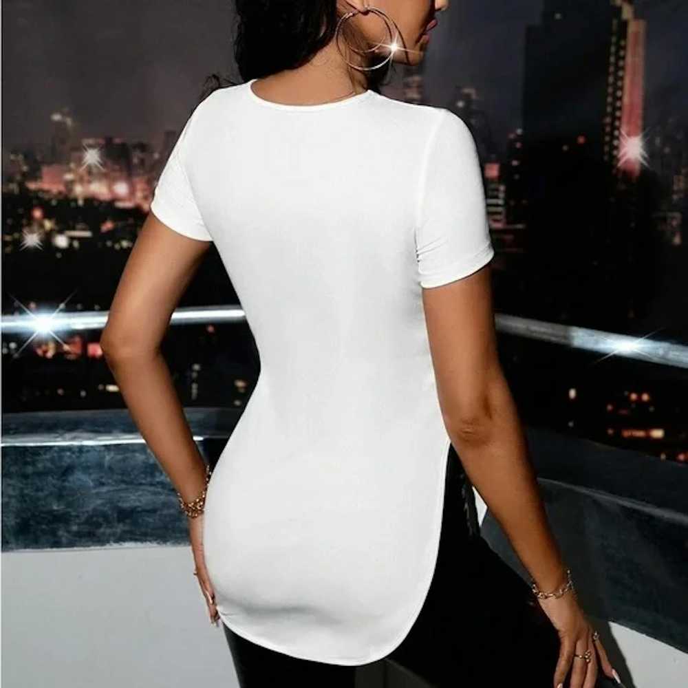 Shein White Split Curved Hem Tee Short Sleeve - image 2