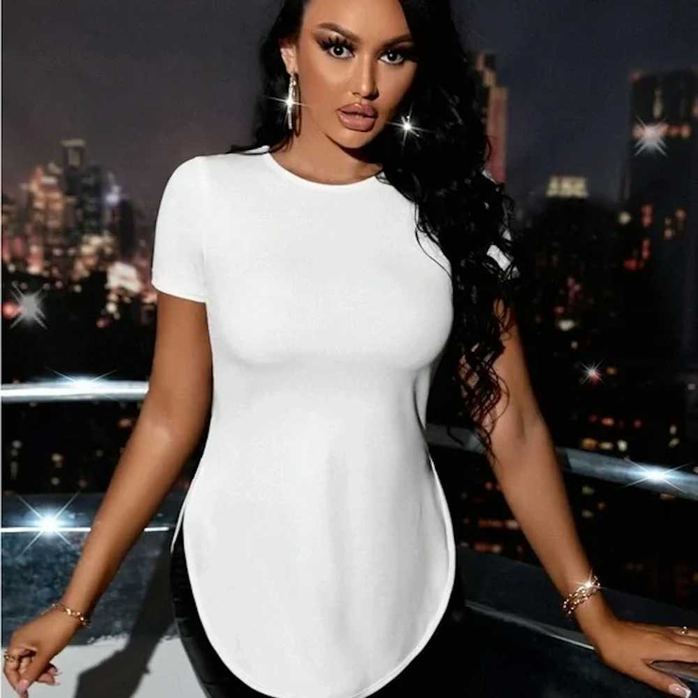 Shein White Split Curved Hem Tee Short Sleeve - image 3