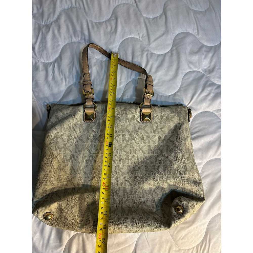 Michael Kors Michael Kors Purse Cream White Color - image 10