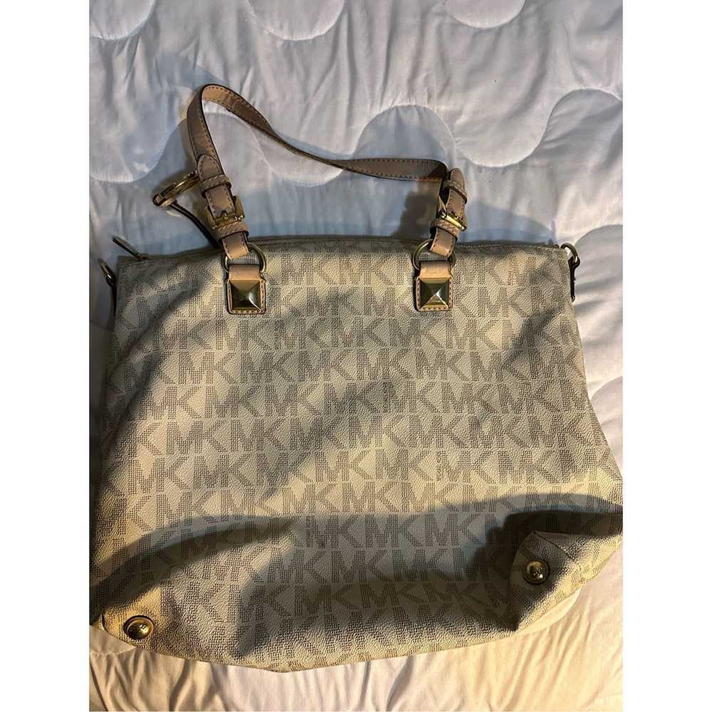 Michael Kors Michael Kors Purse Cream White Color - image 2