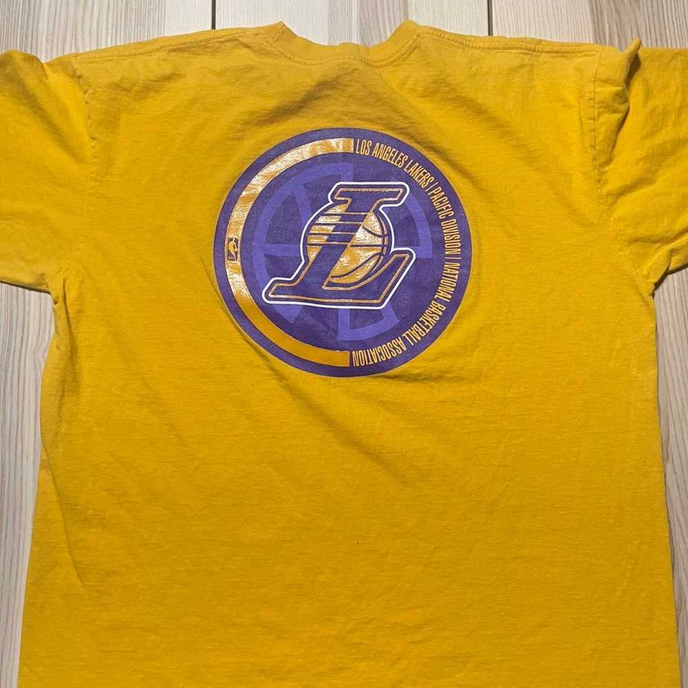 Vintage Nike LA Lakers Logo Center Swoosh Shirt - image 7