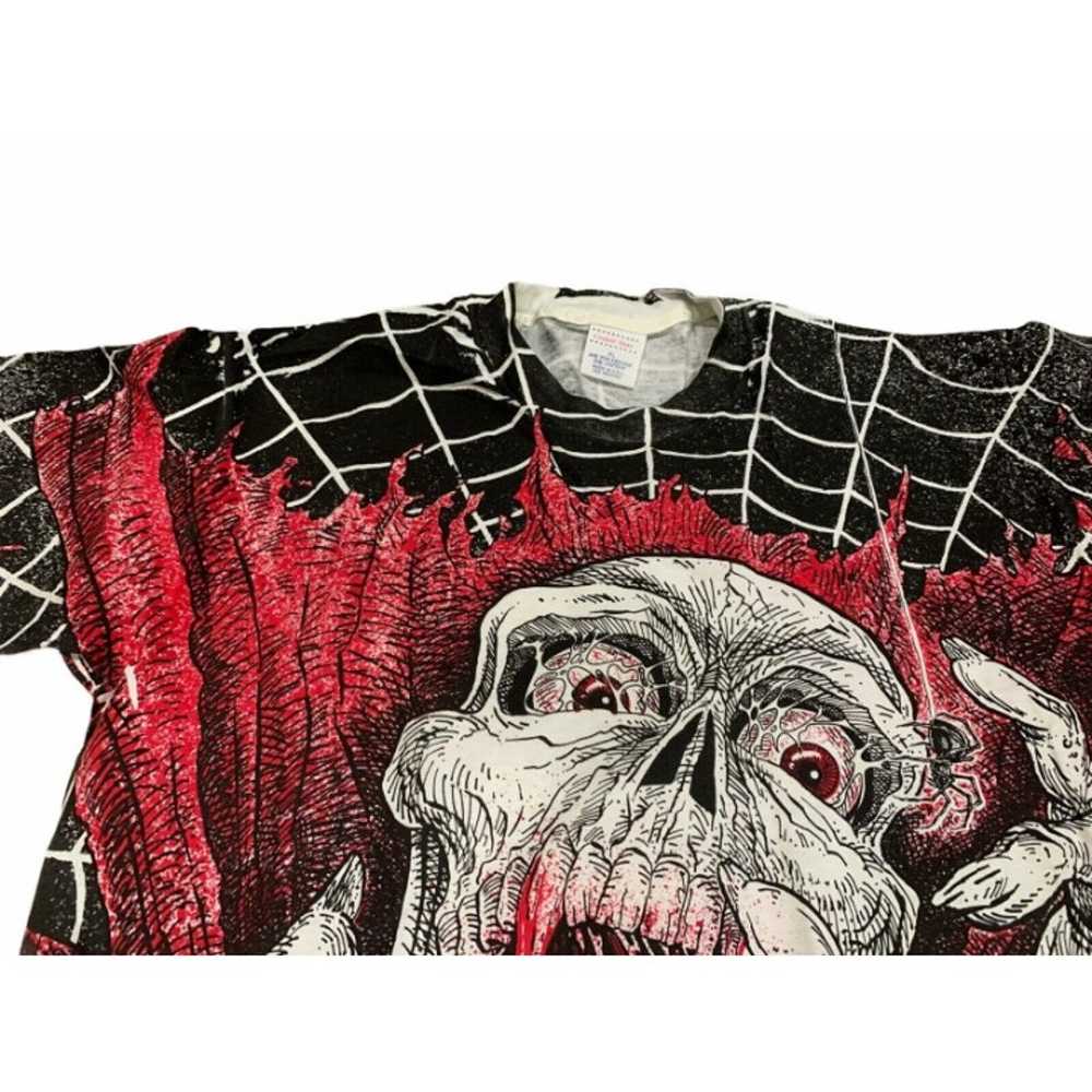 Vintage Screaming Skull All Over Print T-shirt Mo… - image 5