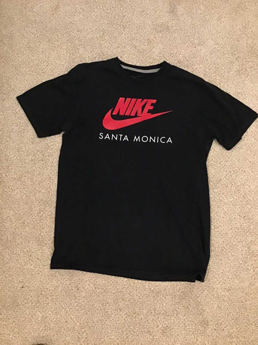 Nike Nike Santa Monica Short Sleeve T shirt Mens … - image 4