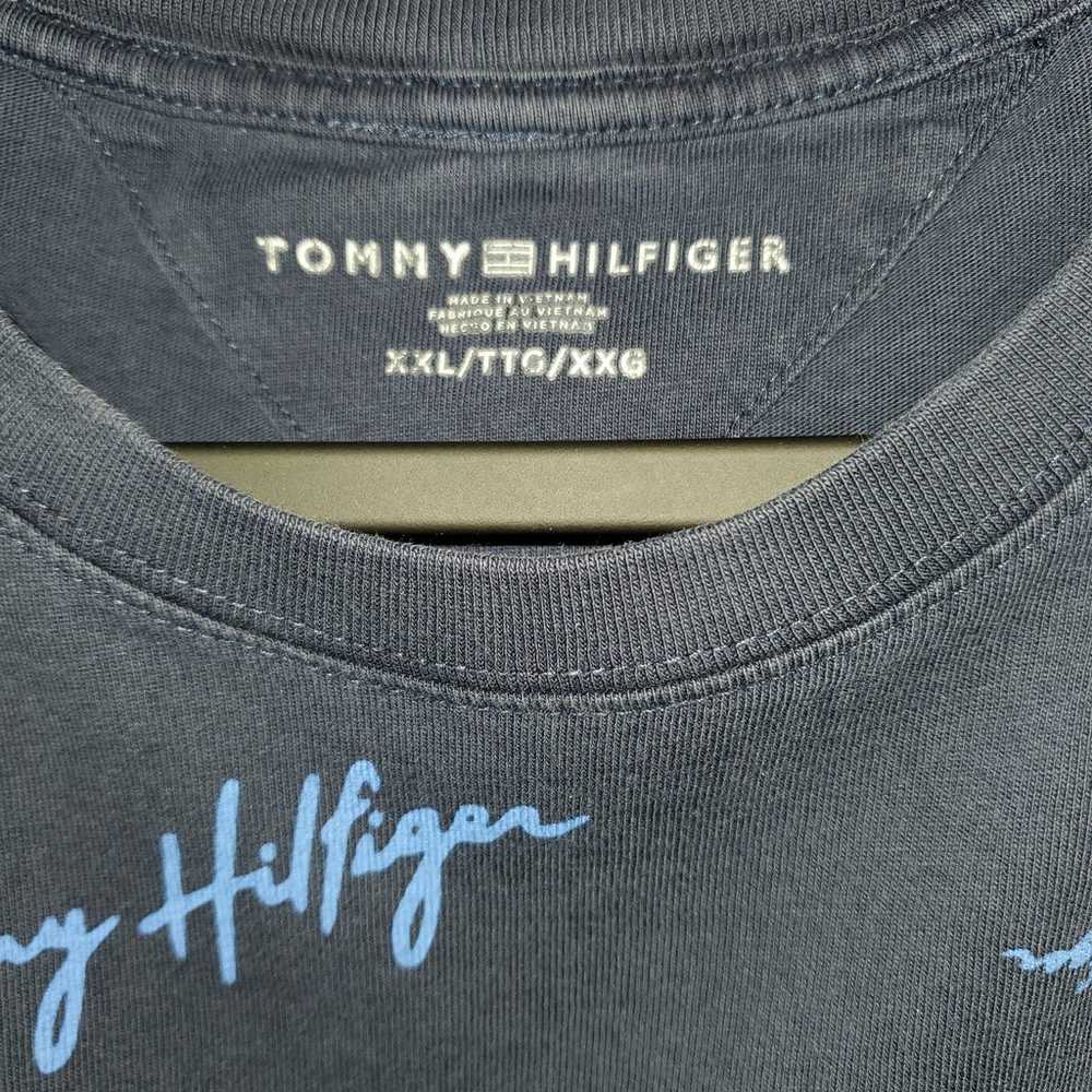 Vintage Tommy Hilfiger Embroidered logo T-Shirt M… - image 5