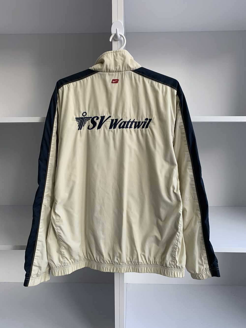 Nike × Streetwear × Vintage Vintage Nike Y2K Beig… - image 7