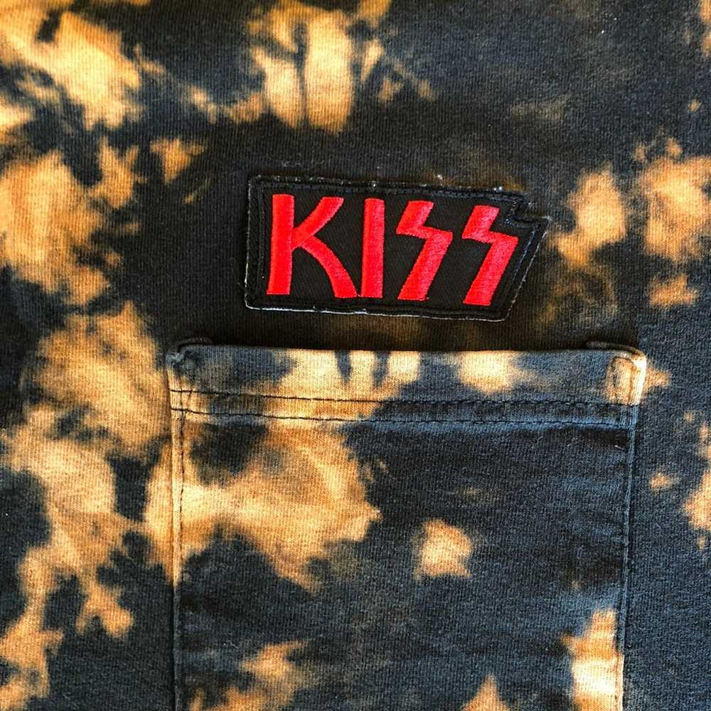 Kiss Vintage Tee - image 2