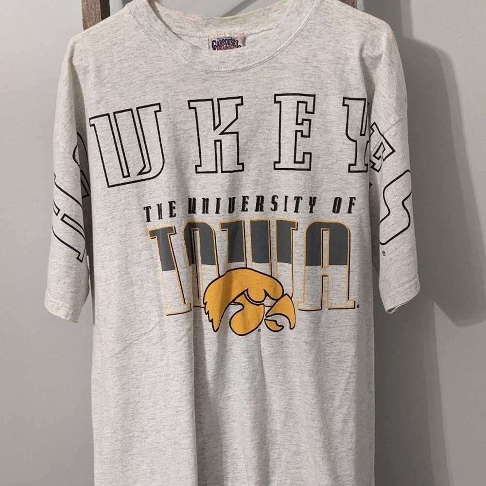 Vintage Hawkeyes university of Iowa tshirt - image 2