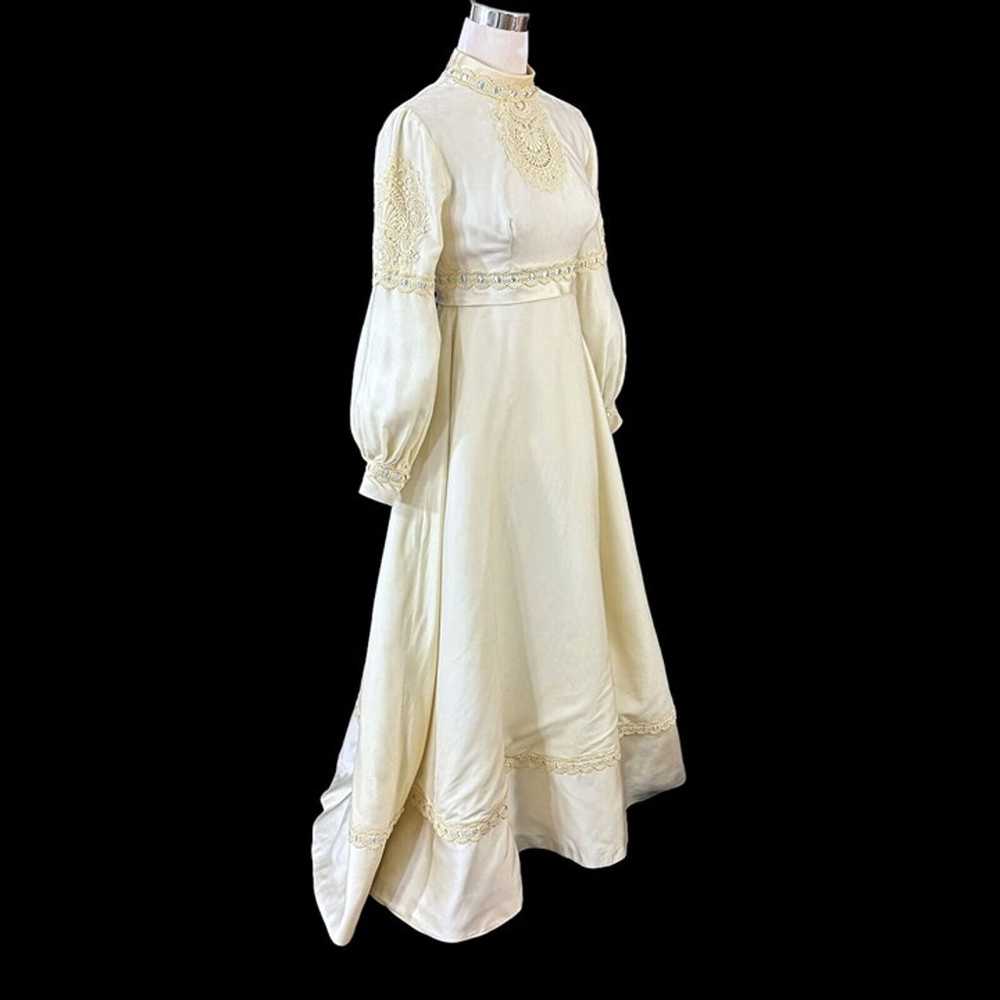 Winter Wedding Dress White Velvet Satin Blue Trim… - image 1