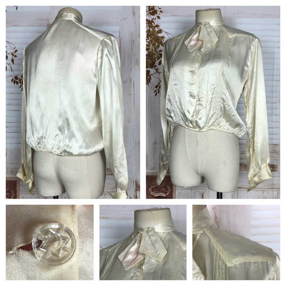 Stunning Original 1930s Vintage White Silk Satin … - image 1