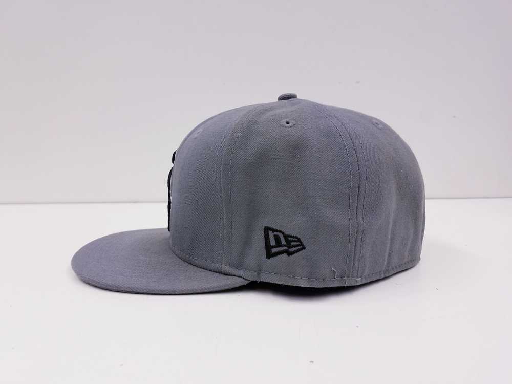Bundle of 2 New Era Chicago White Sox Men's Hats - image 3