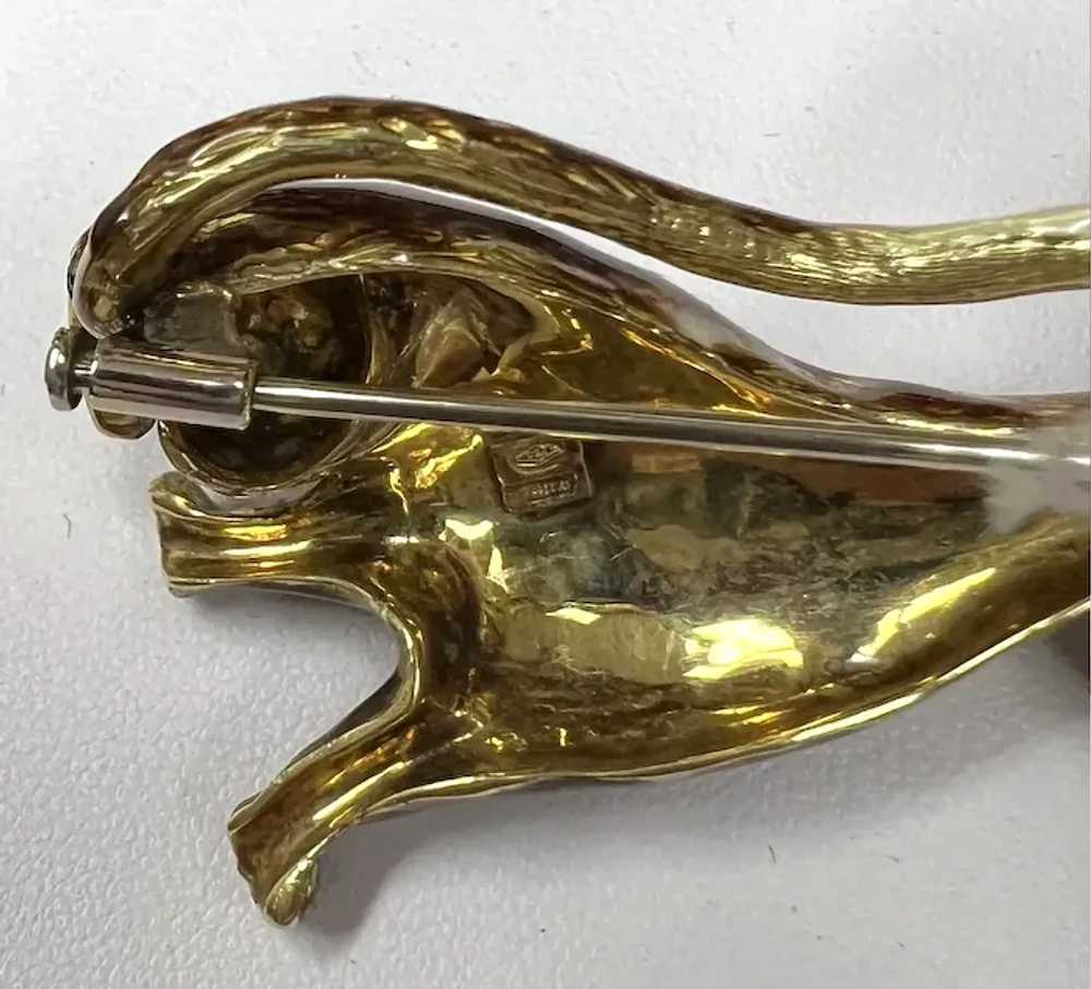 18k Yellow Gold Enamel Cat Brooch - image 11