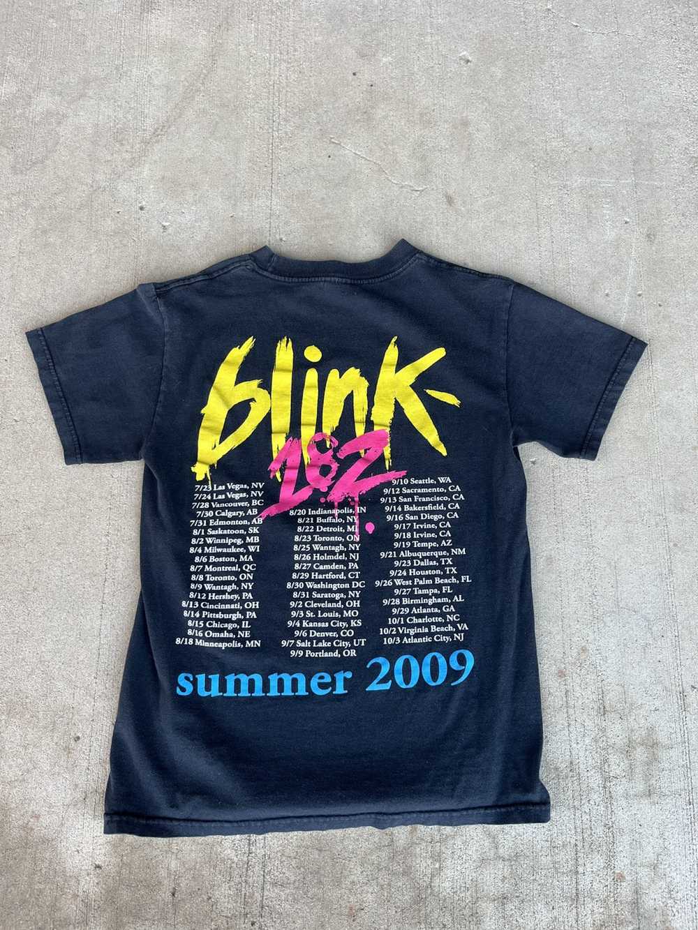 Band Tees × Rock T Shirt × Streetwear 2009 Blink … - image 3