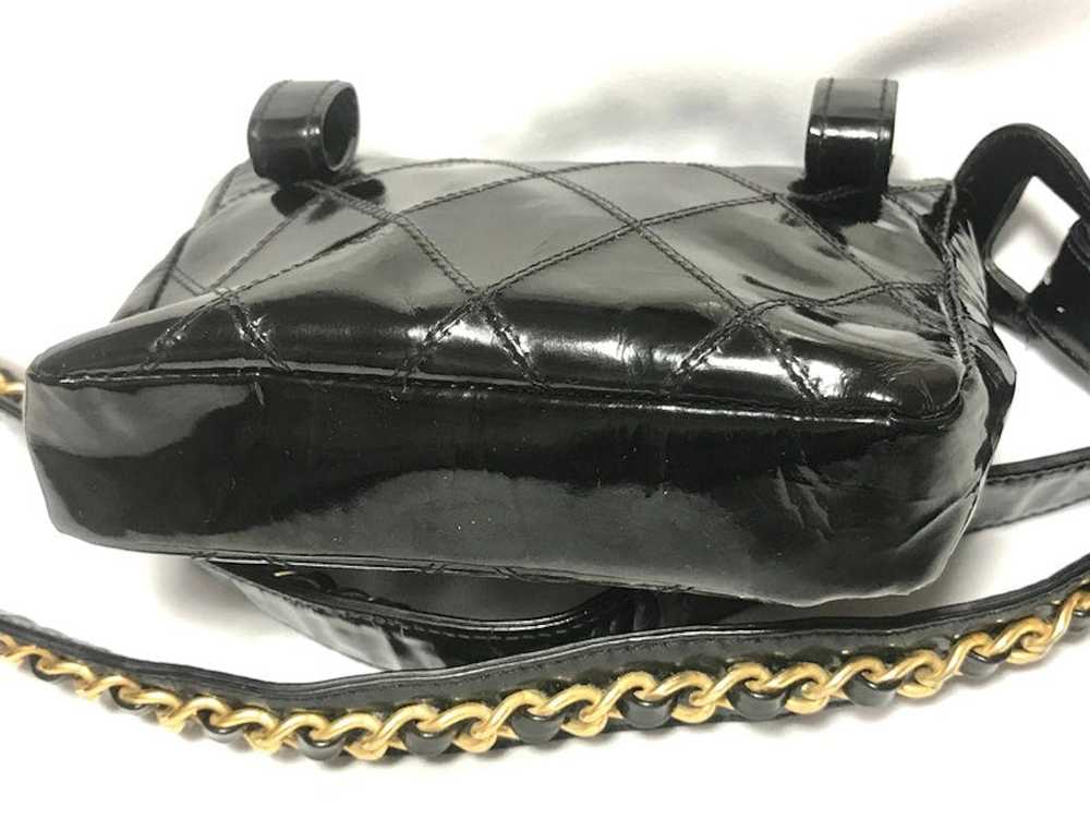 Chanel CHANEL Vintage black patent enamel leather… - image 6