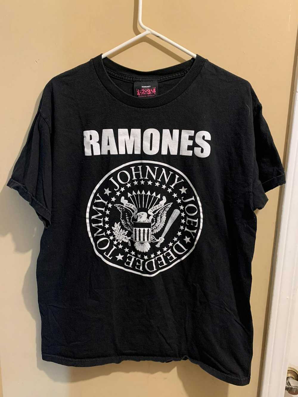 Band Tees × Vintage Vintage Ramones tee - image 1