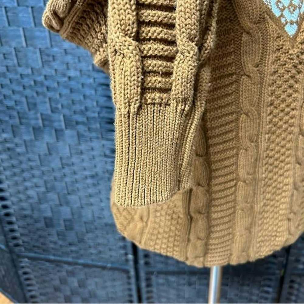 Vintage Cambridge Classics brown cable knit sweat… - image 8