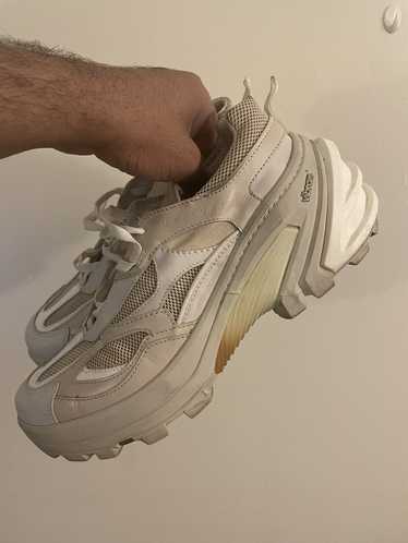 スニーカー ALYX White Leather Hiking Sneakers Pre-owned 1017 Alyx 9sm X Fragment Design 1017 Alyx 9sm