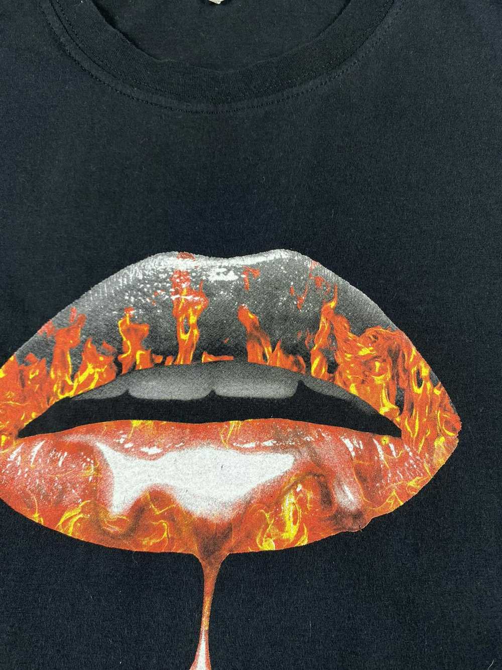 Rap Tees × Streetwear × Vintage Vintage Fire Lips… - image 5