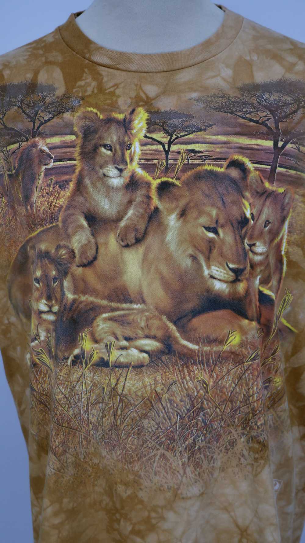 Vintage MGM Grand 2000 Liquid Blue The Lion Habit… - image 3