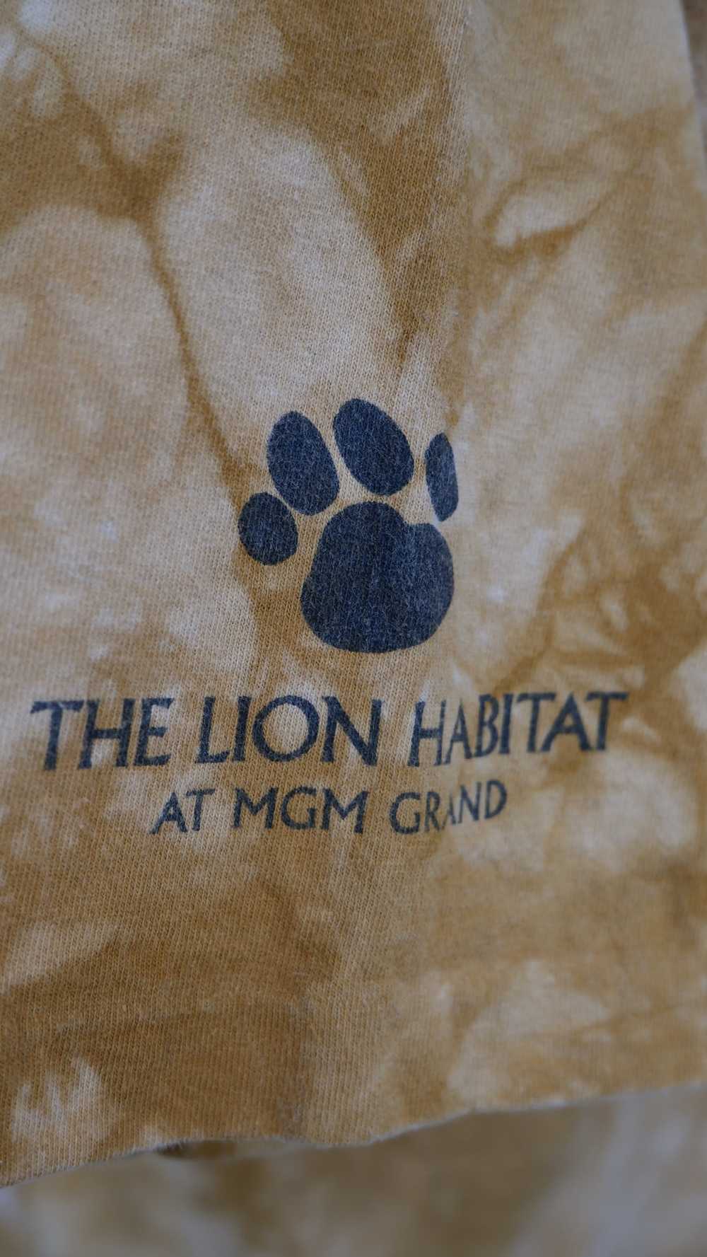 Vintage MGM Grand 2000 Liquid Blue The Lion Habit… - image 5