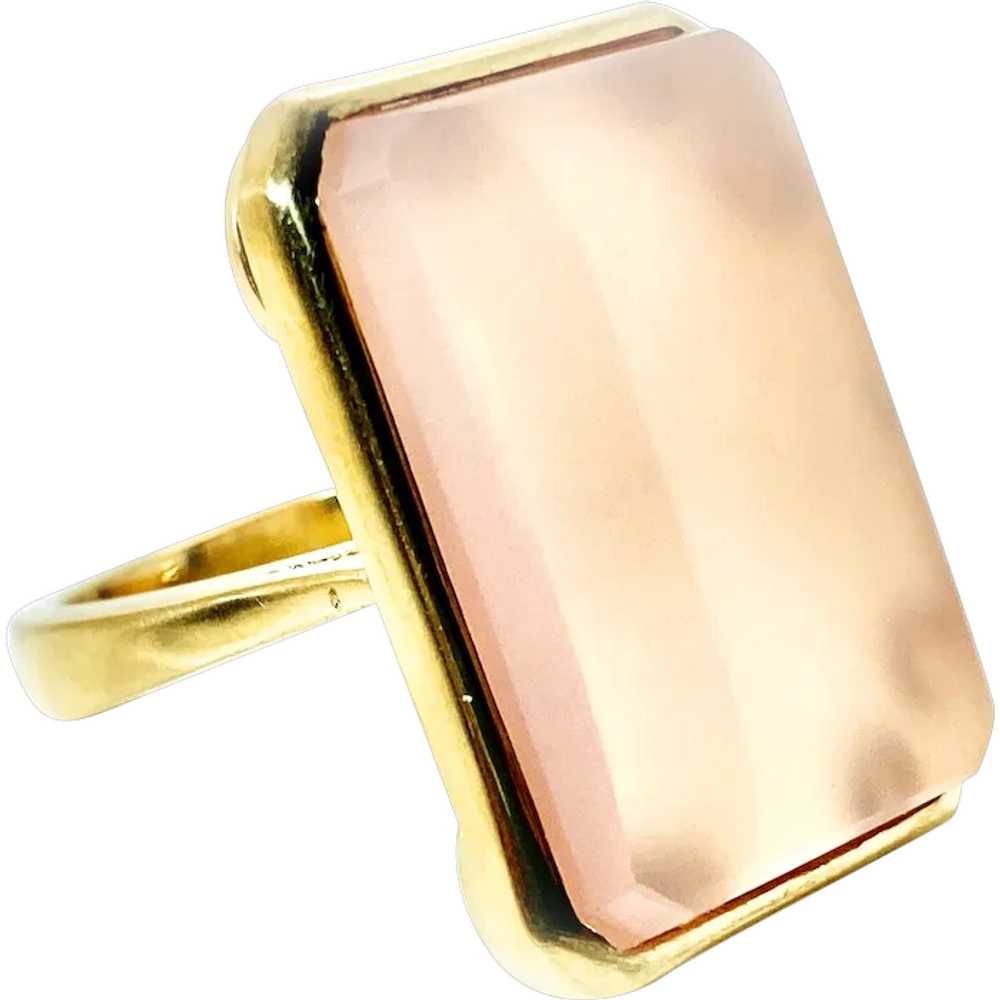 18K Yellow Gold Ring With Rectangular Pink Quartz - image 1