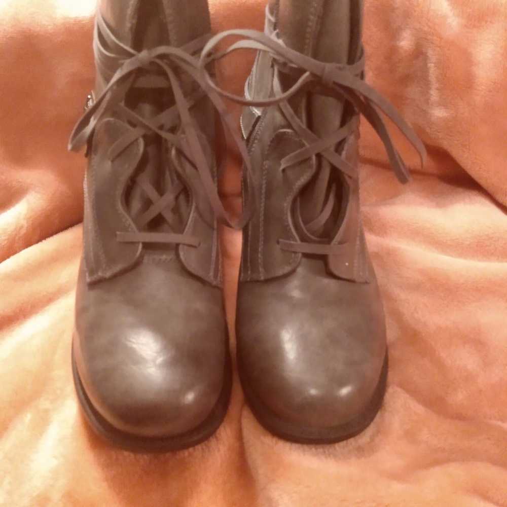 Boots size 9 - image 7