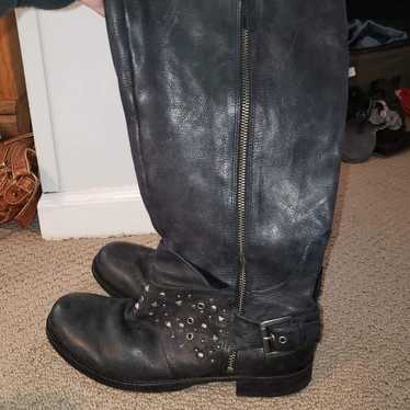 Boots size 9 1/2 - image 1