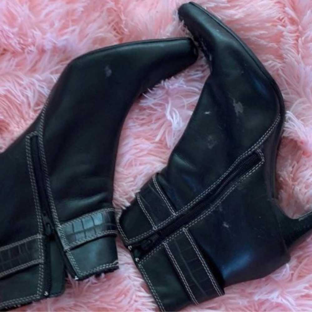 Pointy Toed Ankle Boots Y2K - image 2