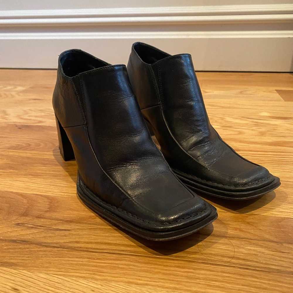 Vintage 90’s Y2k block heel square toe leather bo… - image 1