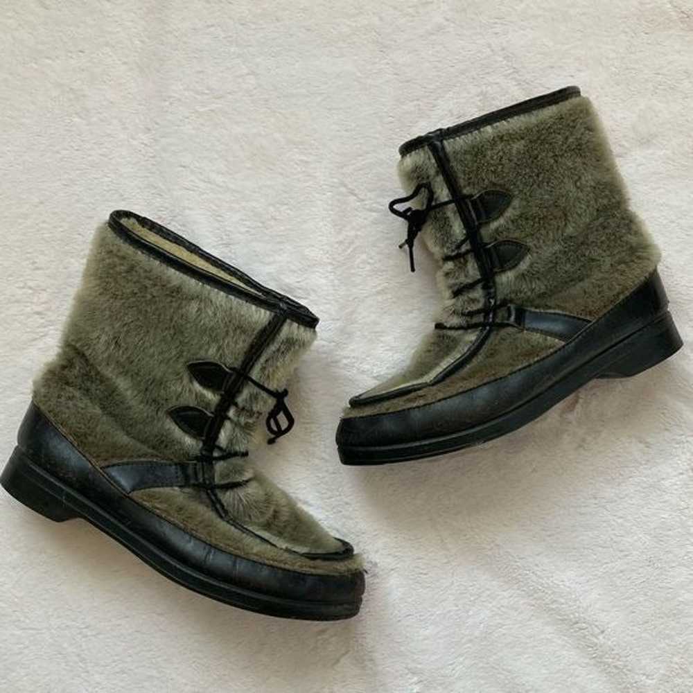 Vintage Snowland Faux Fur Winter Boots - Size 8 - image 2