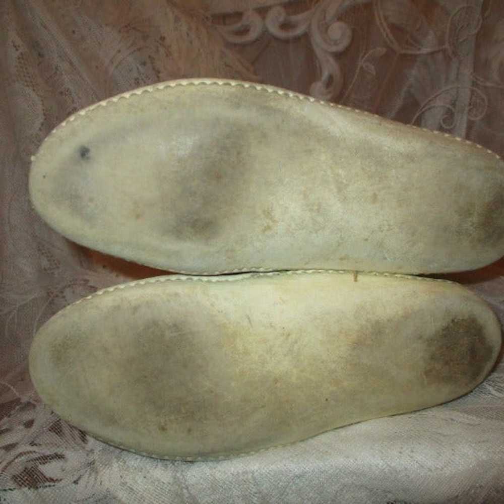 vintage fringed boho suede boots - image 10